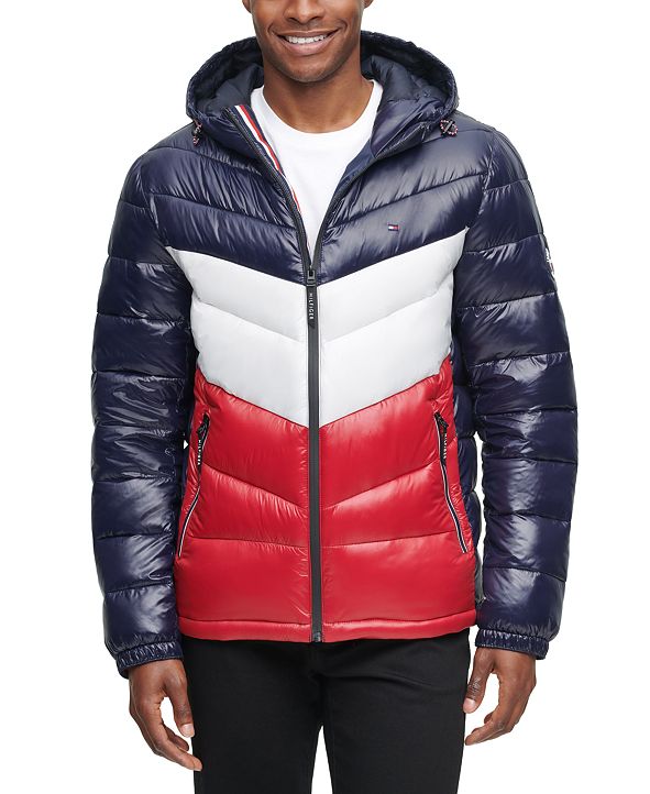 Tommy Hilfiger Men's Chevron-Quilted Water-Resistant Hooded Puffer ...
