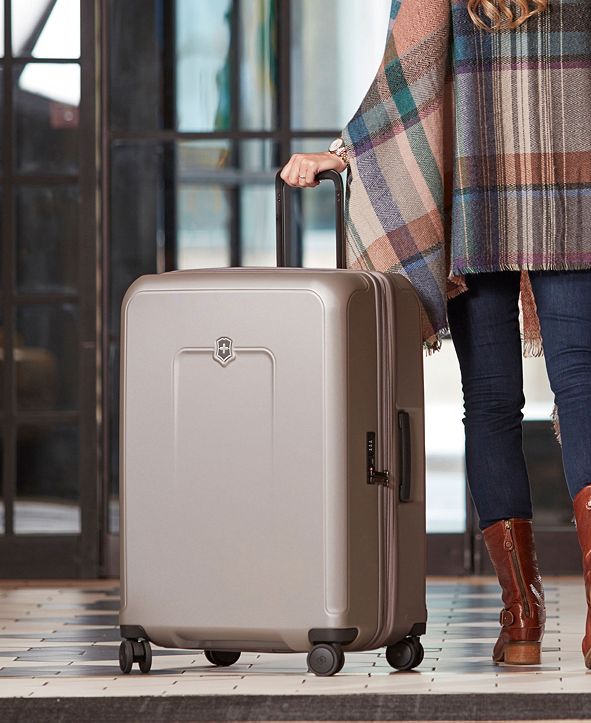 Victorinox Swiss Army Nova Large Hardside Luggage & Reviews Luggage