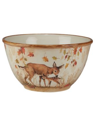 Глубокая чаша соснового леса