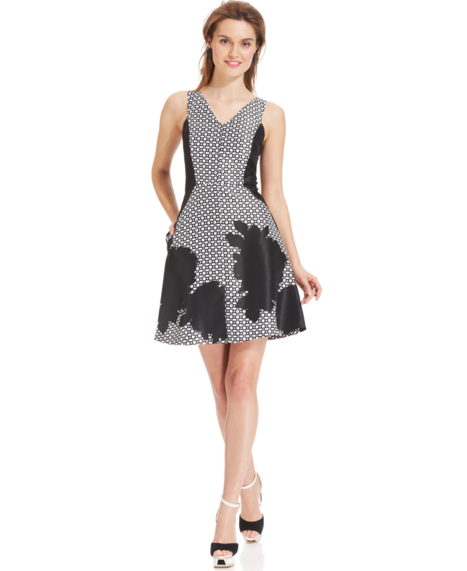 Vince Camuto Sleeveless Graphic Floral Dress   Dresses   Women