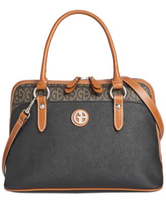 Фирменная сумка Giani Bernini Medium Dome с цветными блоками созданная для Macys 21790₽