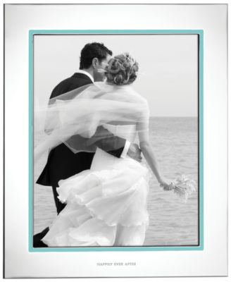 Кейт Спейд, Нью-Йорк, снимает торт в рамке размером 8 на 10 дюймов