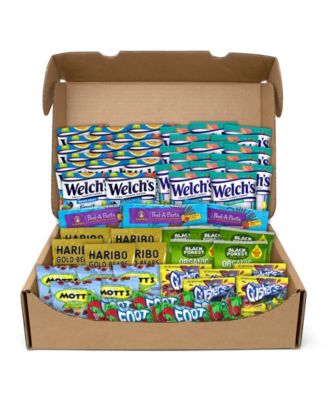 Коробка с фруктовым ассорти SnackBoxPros и мармеладным мишкой