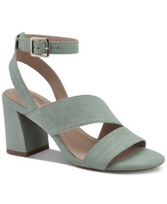 Женские босоножки Giani Bernini с асимметричным блочным каблуком из пенополиуретана с эффектом памяти Cheryll созданные для Macys 15490₽