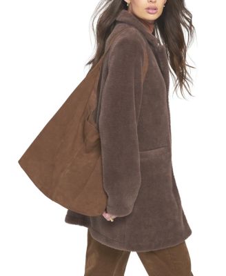 Сумки-тотализаторы из искусственной замши ELLE Collection