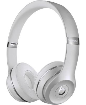 Беспроводные наушники-вкладыши Beats Solo3 серебристого цвета