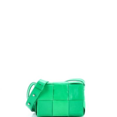Бывшая в употреблении сумка Bottega Veneta Candy Cassette через плечо Maxi Intrecciato из кожи зеленого цвета
