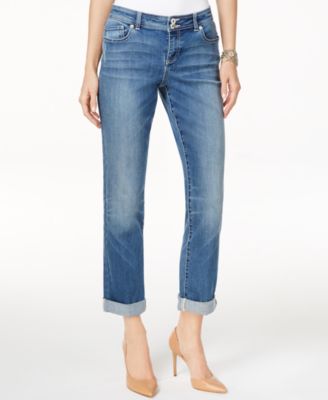 trending jeans for ladies 2019