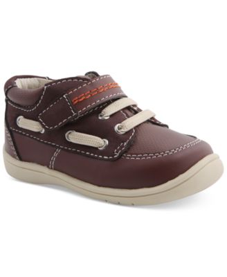maroon shoes for boys