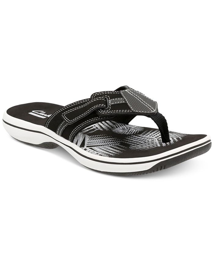 clarks flip flops near me