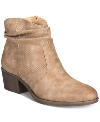 white mountain ankle boots
