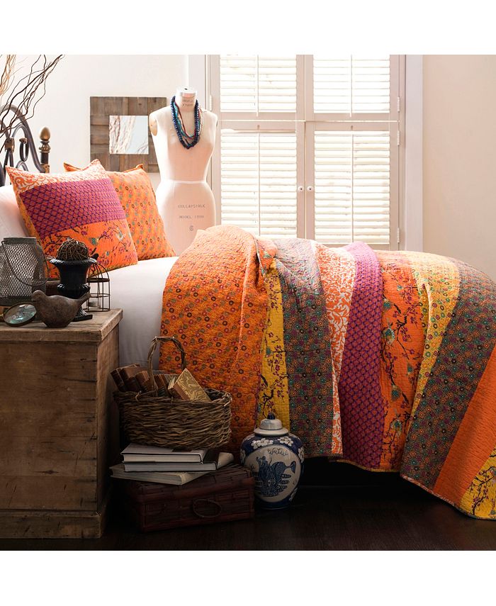 Lush Décor Royal Empire 3Piece Reversible King Quilt Set & Reviews