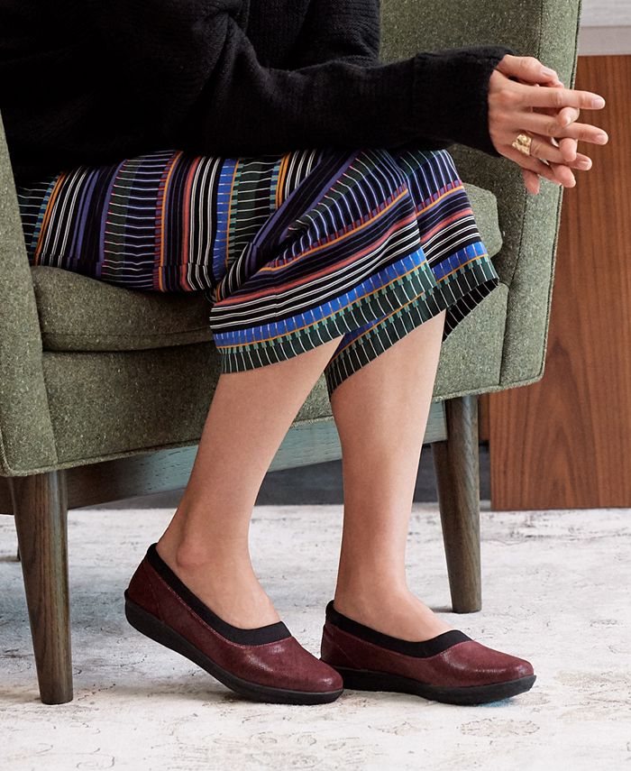 clarks ayla pure