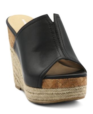 adrienne vittadini platform sandals