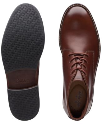 clarks paulson mid chukka boot