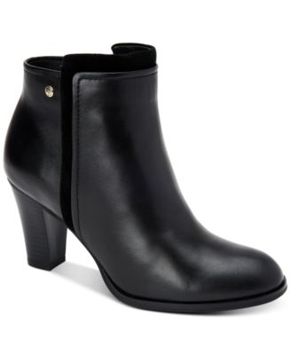water resistant black boots