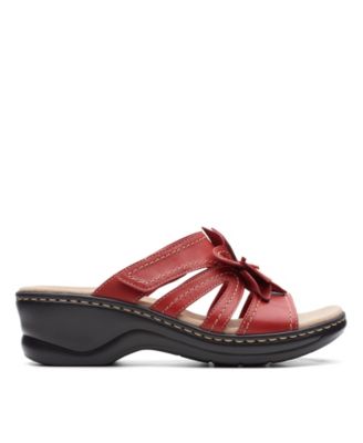 clarks lexi clogs red patent