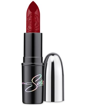 selena red lipstick