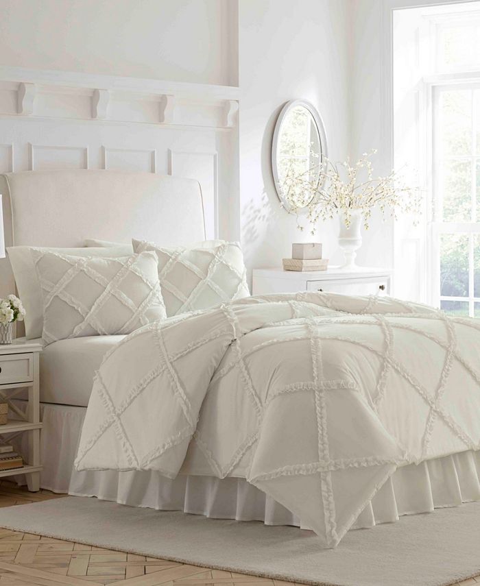 Laura Ashley Maeve Ruffle Queen Comforter Set Reviews Comforters Fashion Bed Bath Macy S This 3 piece ruffled comforter set includes the comforter with two matching ruffled pillow cases. maeve ruffle queen comforter set