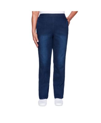 relaxed vs loose fit