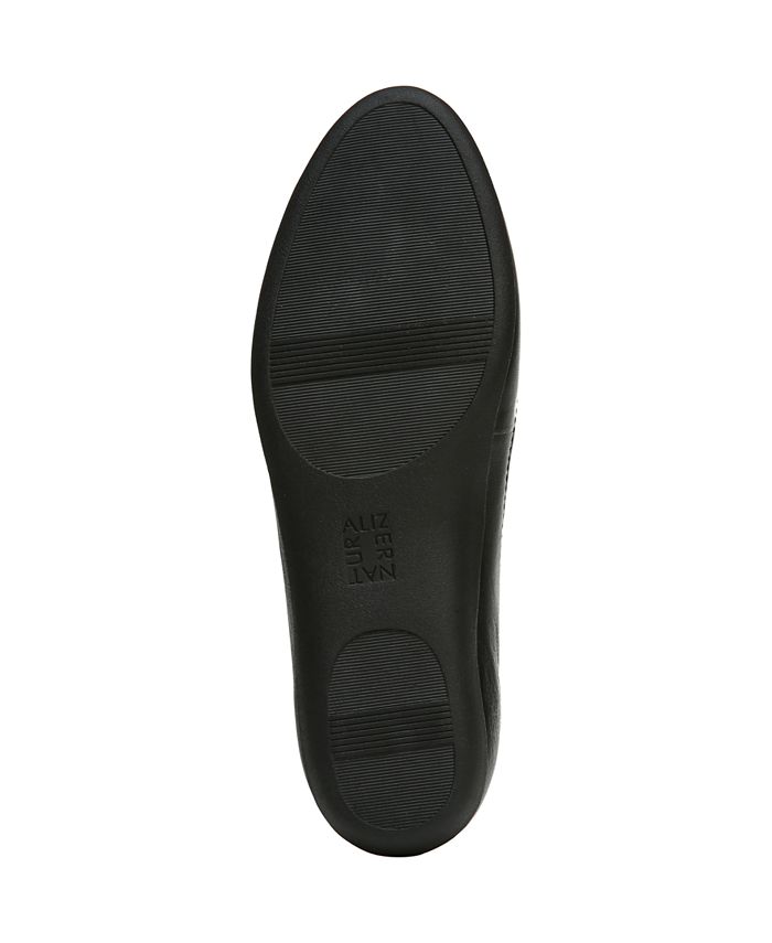 naturalizer vivienne flats