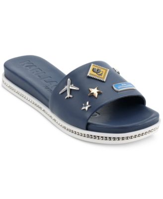 Женские босоножки-горки Jeslyn Bon Voyage с декором от КАРЛА ЛАГЕРФЕЛЬДА в ПАРИЖЕ 23890₽