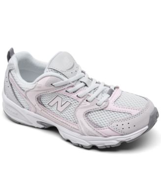 Повседневные кроссовки New Balance Little Kids 530 от Finish Line серого цвета
