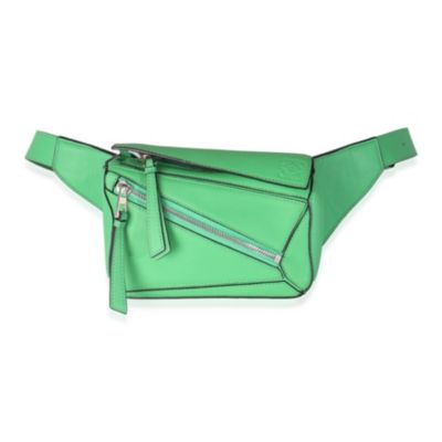 Бывшая в употреблении мини-сумка-пазл Loewe Jungle Green из телячьей кожи зеленого цвета