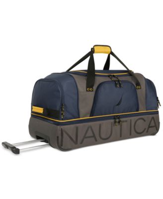 32 duffle bag on wheels