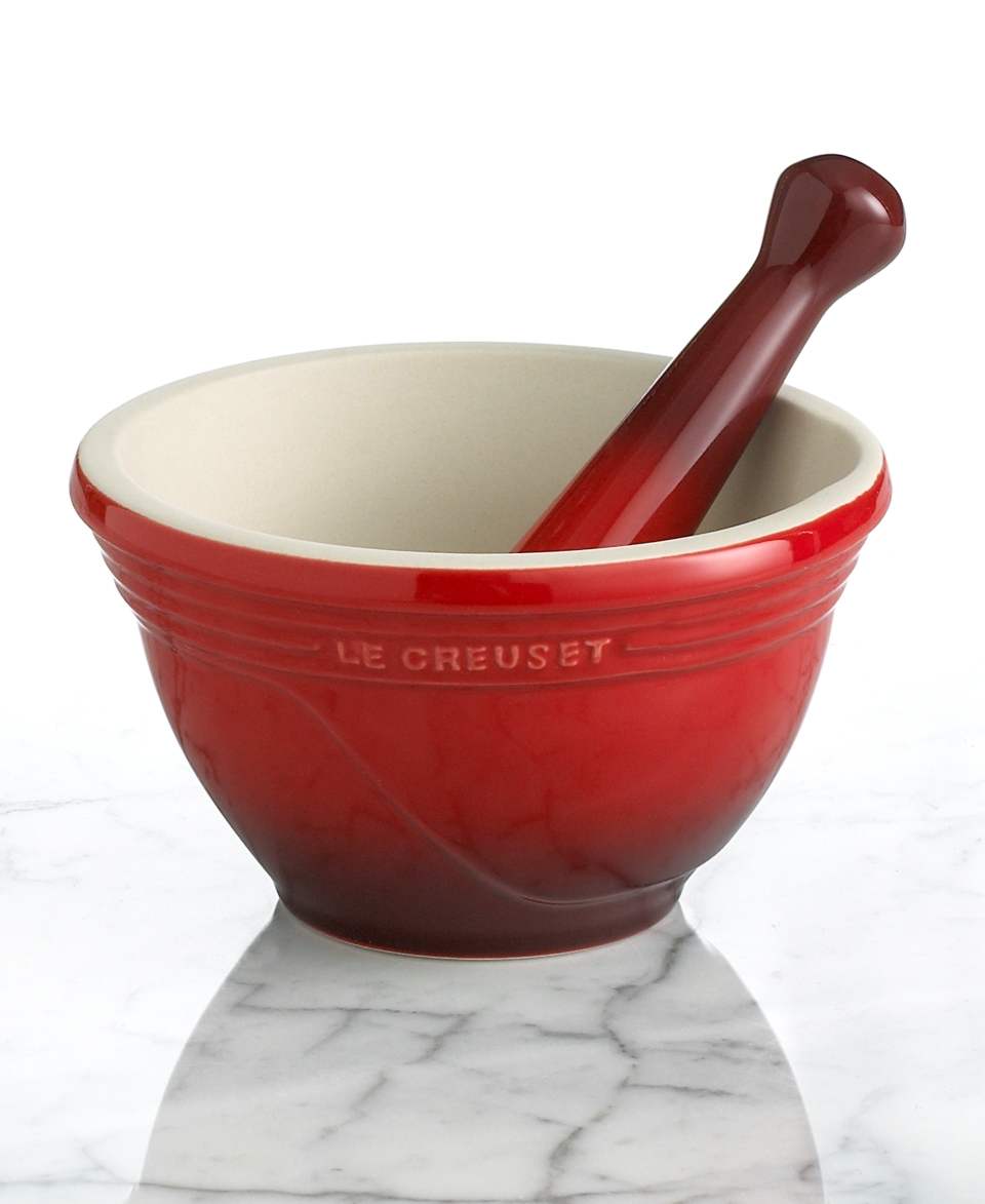 Le Creuset Pestle & Mortar, Stoneware 20 oz.