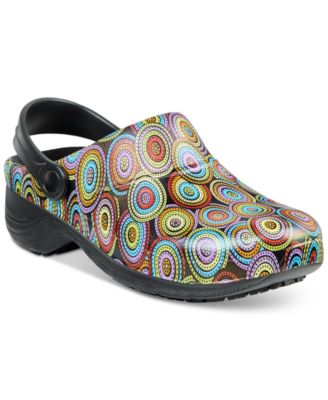 macys shoes clogs