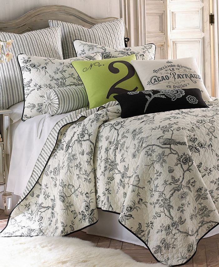 Explore affordable super king quilt covers for a wide range of designs and discount prices on our premium, deluxe range for sale! home black toile king quilt set