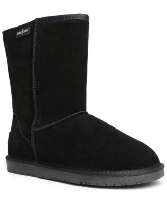 black minnetonka boots