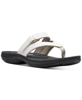 clarks flip flop sandals