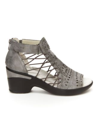 nelly wedge sandal