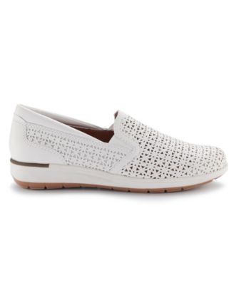 walking cradles orleans sneaker