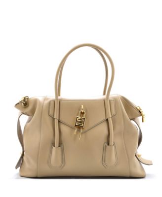 Кожаная сумка Givenchy Medium Antigona с мягким замком бывшая в употреблении 227690₽