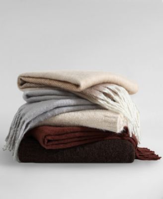 Вязаный однотонный плед Calvin Klein, 70