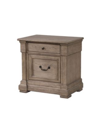 Выветрившийся шкаф для хранения вещей