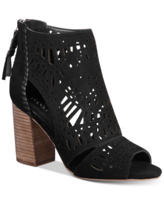 ivanka trump boots macys