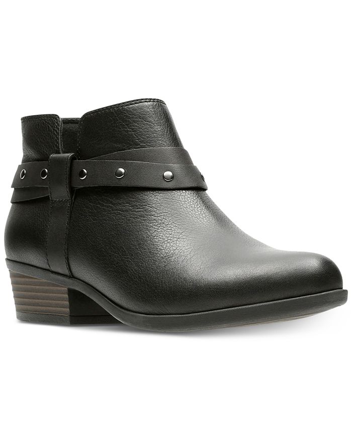 womens booties clarks