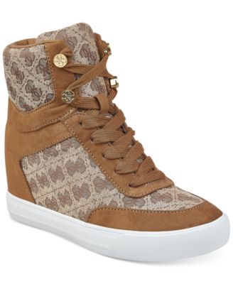 guess daylana sneakers