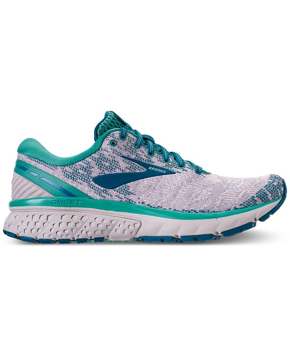 brooks ghost 11 finish line