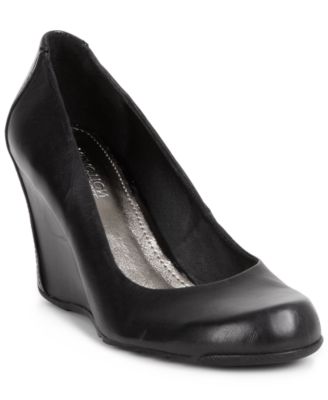 Kenneth Cole Reaction Did U Tell Wedge 