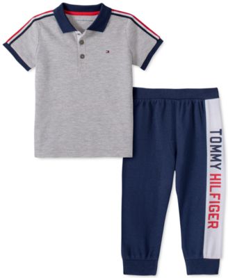 tommy hilfiger jogger outfit