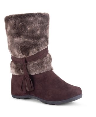 fuzzy boots womens