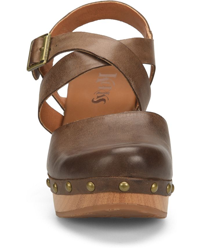 korks abloom tan