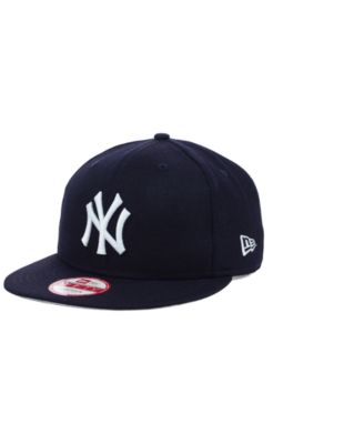 snapback yankees hat