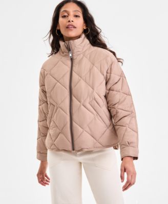 Женская укороченная стеганая куртка А-силуэта с ромбами от BCBG, эксклюзивно представленная в Macy's tan/beige