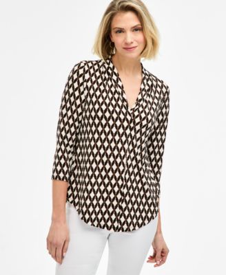 Топ с V-образным вырезом из плитки Petite Decor от JM Collection, эксклюзивный коричневый цвет Macy's